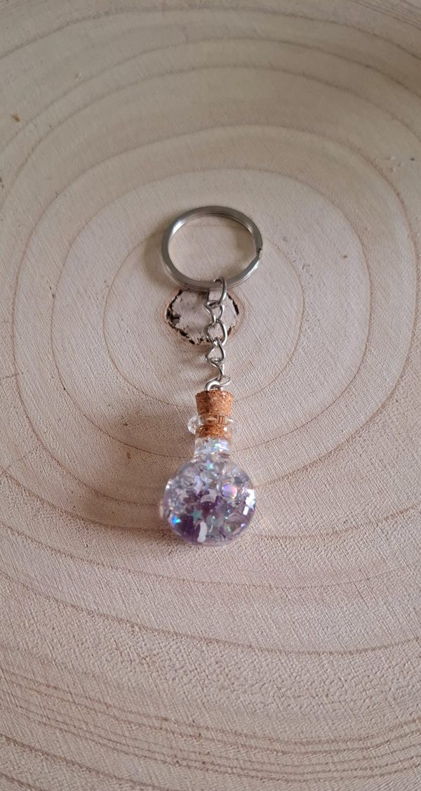 Porte-clé fiole boule à neige
Améthyste/paillettes argent