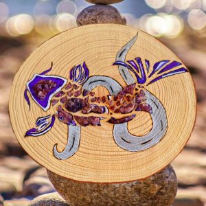 Plateau pyrograver Carpe Koii et pierres Améthyste
